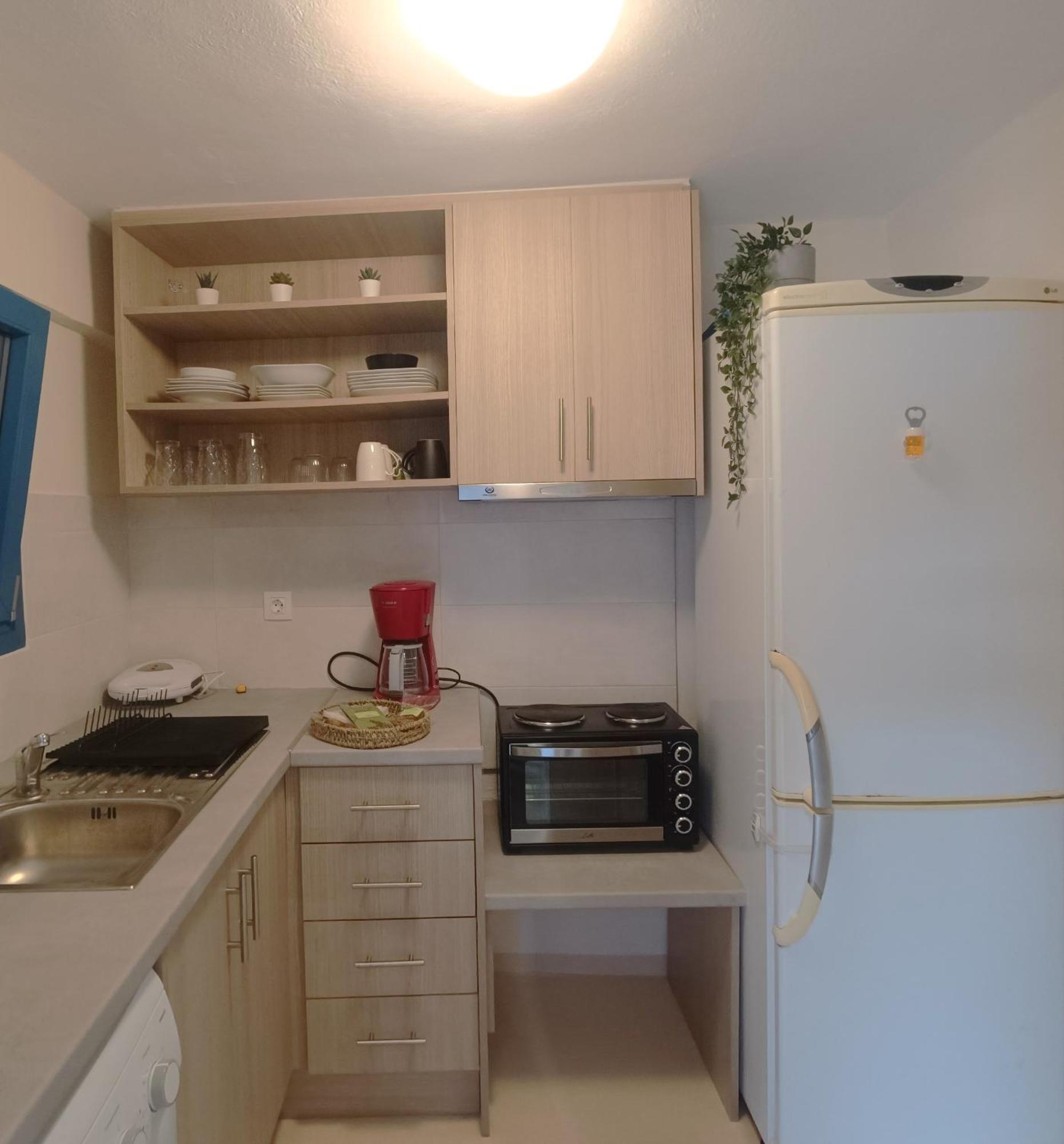 Thea Apartments エンポリオズ エクステリア 写真
